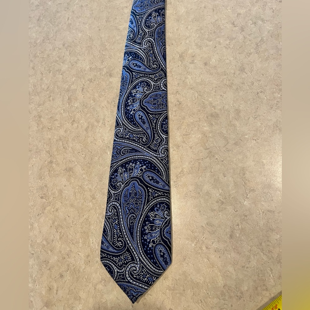 Paisley Tie